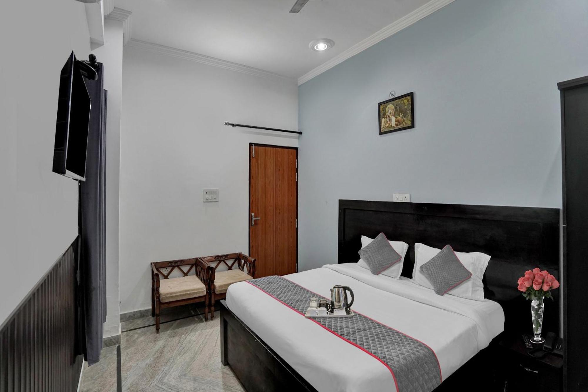 Hotel Collection O Samira Residency Near Botanic Garden Of Indian Republic Noida Exterior foto